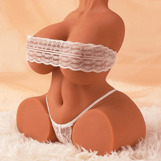 【Arrivo e spedizione il 12 agosto】Daniela - Torso Latina realistico con glutei – Design seno e fianchi in lattice morbido Valentina Morena